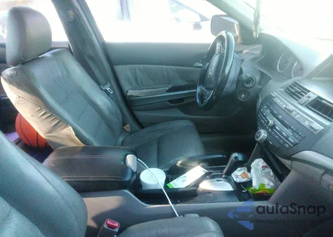 2010 Honda Accord 2.4 Ex-L из США, поврежденный, VIN 1HGCP2F86AA064929